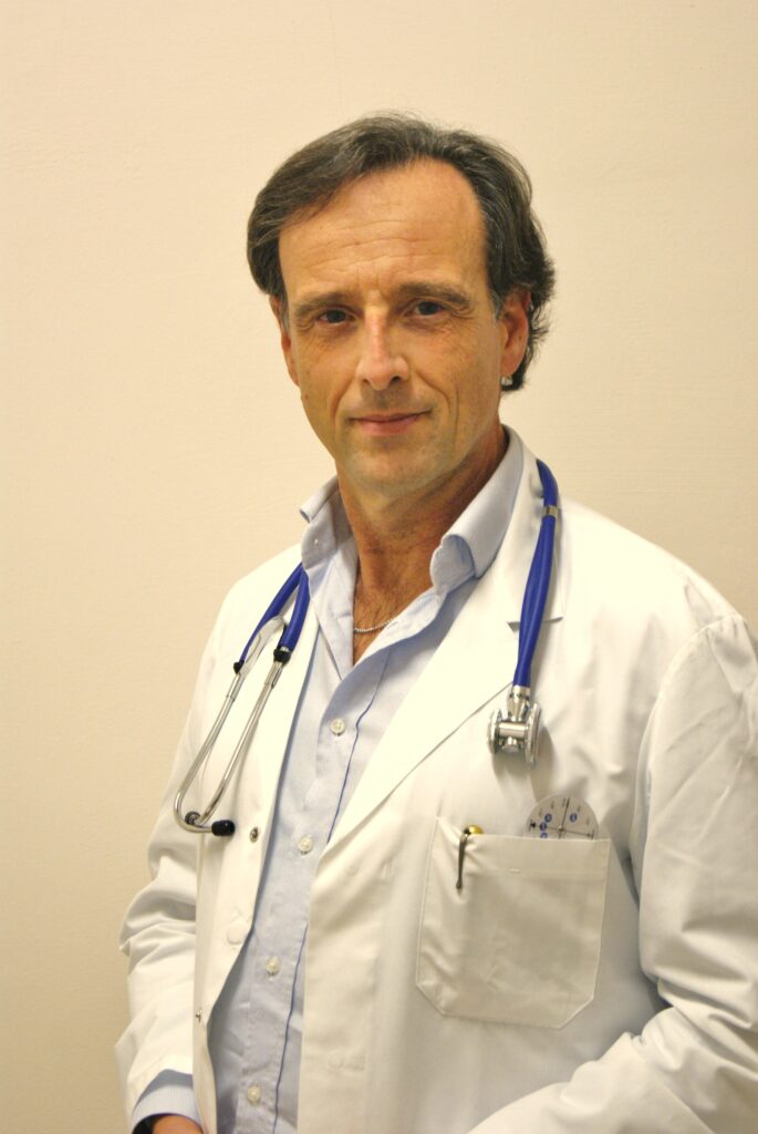 Medico-Chirurgo, Specialista in Cardiologia, Specialista in Geriatria